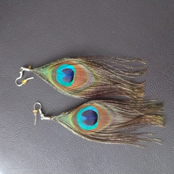 Beautiful peacock feather earrings - Picture 1 of 5
